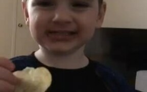 Little Boy Has Conflicting Feelings About Chips - Kids - VIDEOTIME.COM