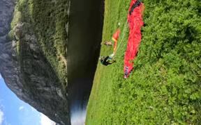 Epic Wingsuit Flying - Sports - VIDEOTIME.COM