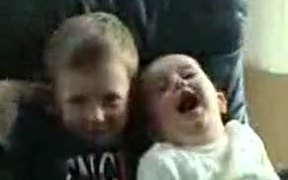 Comedy Couple X-Treme - Charlie Hurting Harry - Kids - VIDEOTIME.COM