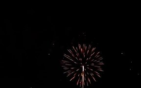 Fireworks Finale - Fun - VIDEOTIME.COM