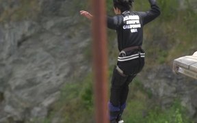 Bungee Jumper Jumping - Sports - VIDEOTIME.COM