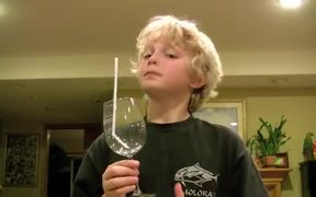 Kid Breaks a Glass - Kids - VIDEOTIME.COM