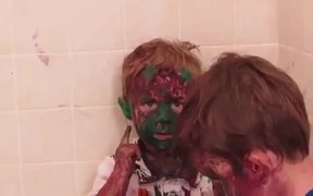 All Covered In Paint - Kids - VIDEOTIME.COM