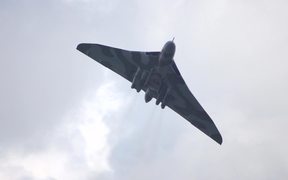 Vulcan Bomber SloMo