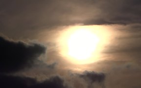Evening Sun Halo - Fun - VIDEOTIME.COM