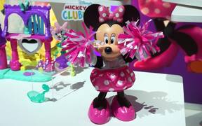 Fisher-Price Cheerin’ Minnie Hands-on at Toy Fair