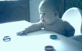 Telekinesis for Babies - Kids - VIDEOTIME.COM
