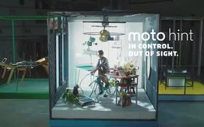 Motorola Commercial: Choose Moto Hint