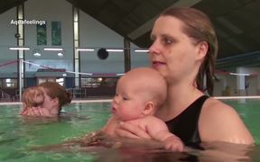 Active Baby Swimming - Kids - VIDEOTIME.COM