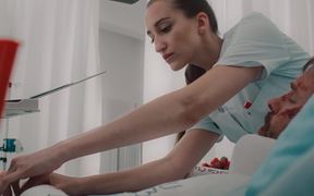 Lenovo Yoga Tablet 2 “The Hospital“ - Commercials - VIDEOTIME.COM