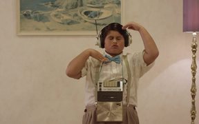 Giant iPod - Commercials - VIDEOTIME.COM