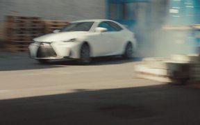 Lexus IS - Chase