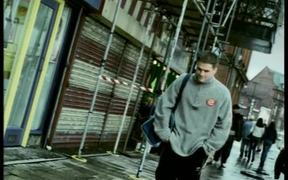 Walkers ‘Owen’ - Commercials - VIDEOTIME.COM