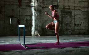 Nike, Brianna Rollins, Commercial - Commercials - VIDEOTIME.COM