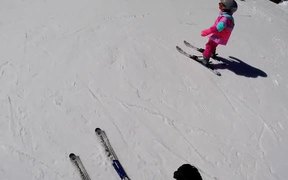 Stella Skiing