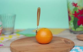 How to Make an Orange Peel Candle