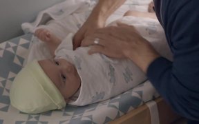 Samsung Commercial: Baby Swaddle Master - Commercials - VIDEOTIME.COM