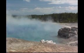 Yellowstone National Park: Midway Geyser Basin