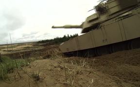 American Tanks train in Latvia - Tech - VIDEOTIME.COM