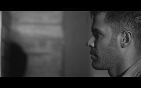 Sirvan Khosravi - Kojaei To Official Music Video - Music - VIDEOTIME.COM
