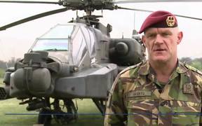 Dutch forces train with US Apaches and Black Hawks