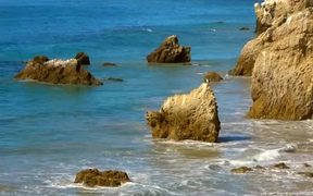 Malibu California Beach - Fun - VIDEOTIME.COM