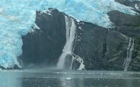 Alaska Waterfall Crashes Into Icy Waters - Fun - VIDEOTIME.COM