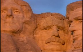 Mount Rushmore at Sunset - Fun - VIDEOTIME.COM