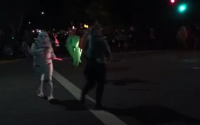 Holiday Parade - Fun - VIDEOTIME.COM