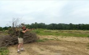 Indiana Skeet Shooting - Fun - VIDEOTIME.COM