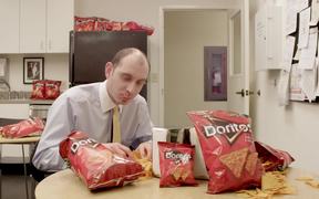 Doritos Crash: Breakroom Ostrich - Commercials - VIDEOTIME.COM