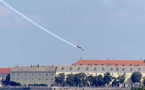Diving Stunt Plane Slow Motion - Fun - VIDEOTIME.COM