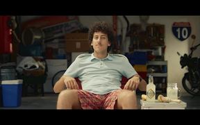 Seth & Riley’s Garage Hard Lemon: Slow Motion - Commercials - VIDEOTIME.COM