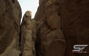 High Walls of Sandstone Fins - Fun - VIDEOTIME.COM