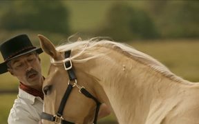 Expedia Commercial: Horse