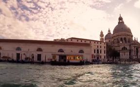 Venice Grand Canal - Fun - VIDEOTIME.COM