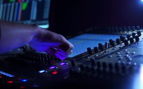 Mixing on Sound Board in HD - Tech - VIDEOTIME.COM