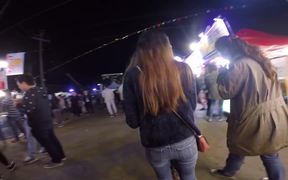 Crowded Richmond Night Market - Fun - VIDEOTIME.COM