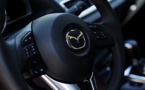Mazda 3 - Test Drive & Review - Sports - VIDEOTIME.COM