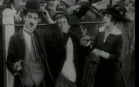 Charlie Chaplin's "Charlott Mabel Aux Courses"