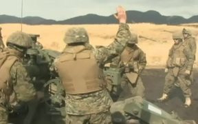 Artillery Marines Train in Japan